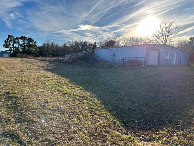 770 Rs County Road 3060 Road, Emory, TX 75440