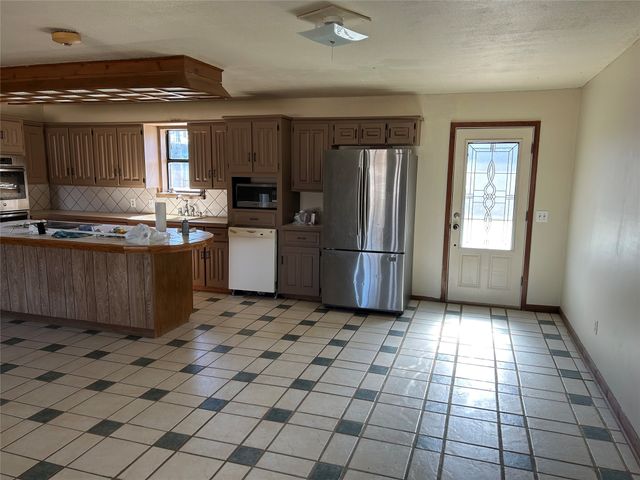 770 Rs County Road 3060 Road, Emory, TX 75440