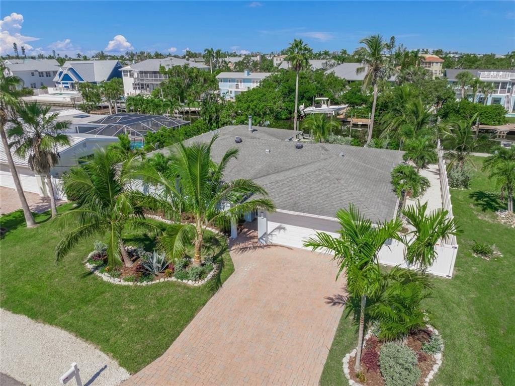 518 74TH STREET, Holmes Beach, FL 34217