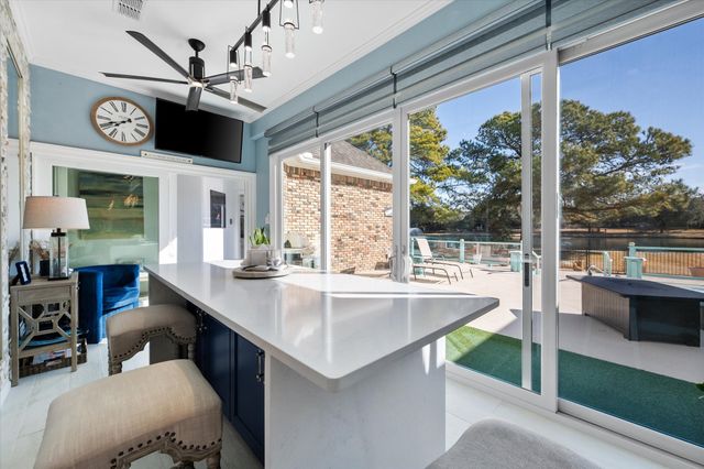 5211 Vicksburg Drive, Arlington, TX 76017