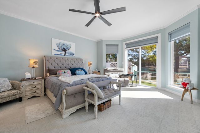 5211 Vicksburg Drive, Arlington, TX 76017