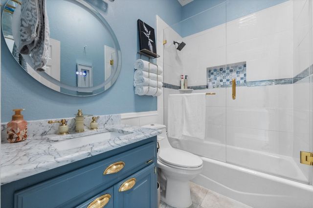 5211 Vicksburg Drive, Arlington, TX 76017