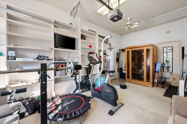 5211 Vicksburg Drive, Arlington, TX 76017