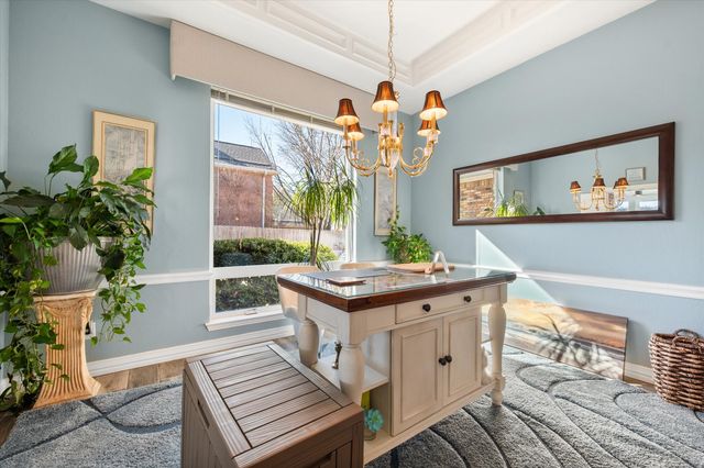 5211 Vicksburg Drive, Arlington, TX 76017