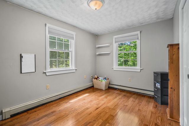 6 Bona Vista Drive, Bow, NH 03304