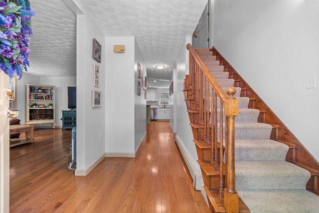 6 Bona Vista Drive, Bow, NH 03304