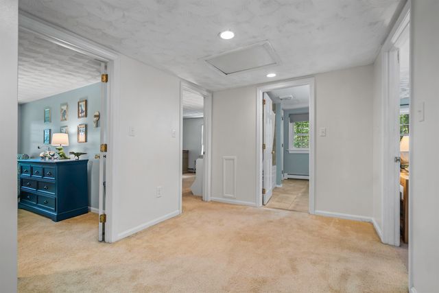 6 Bona Vista Drive, Bow, NH 03304