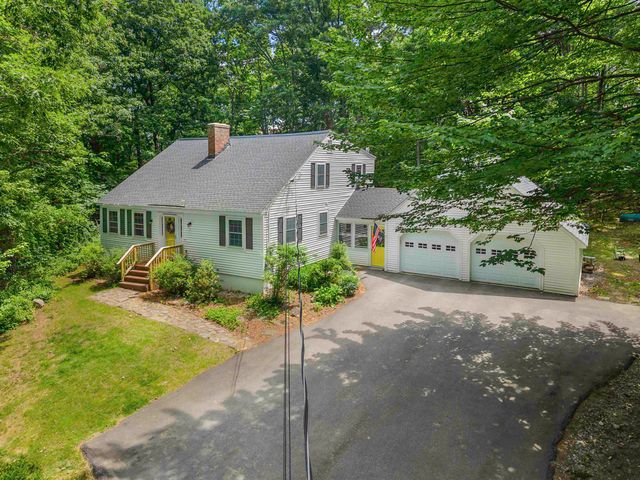 6 Bona Vista Drive, Bow, NH 03304