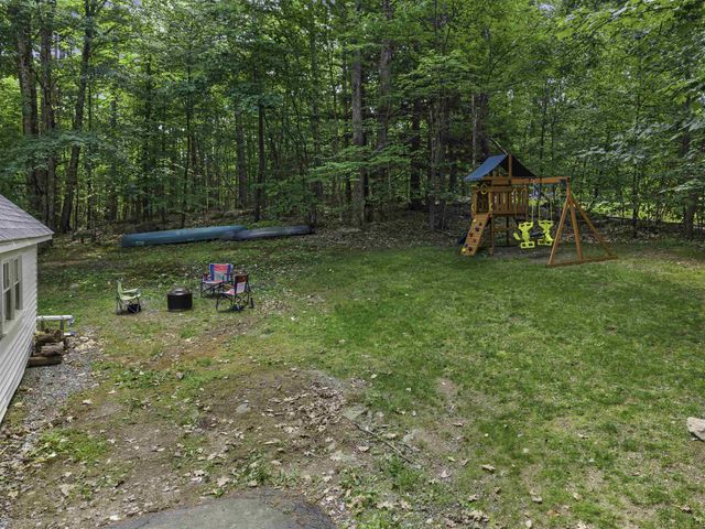 6 Bona Vista Drive, Bow, NH 03304