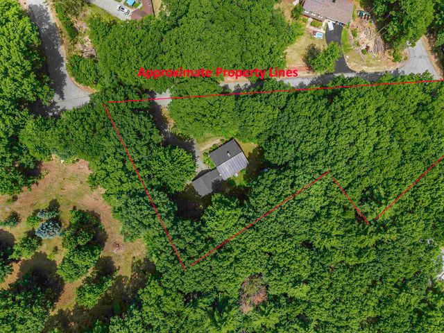 6 Bona Vista Drive, Bow, NH 03304