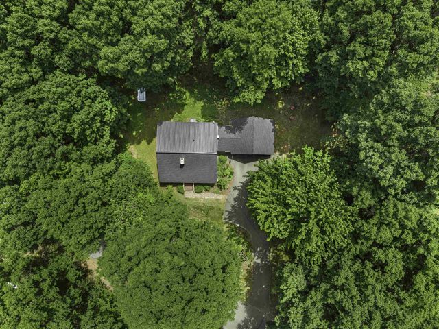 6 Bona Vista Drive, Bow, NH 03304