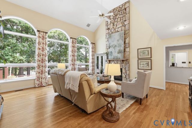 8809 Merseyside Ln, Chesterfield, VA 23832