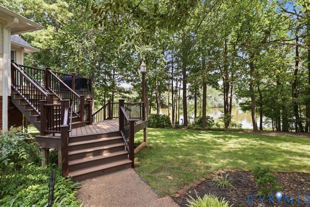 8809 Merseyside Ln, Chesterfield, VA 23832