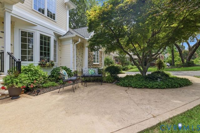 8809 Merseyside Ln, Chesterfield, VA 23832