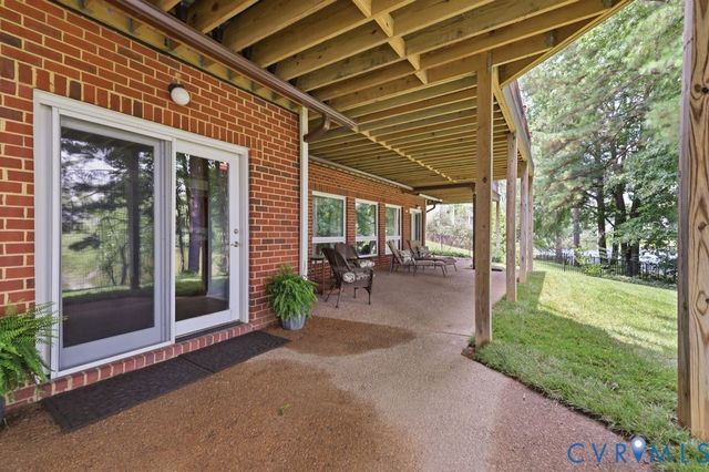8809 Merseyside Ln, Chesterfield, VA 23832