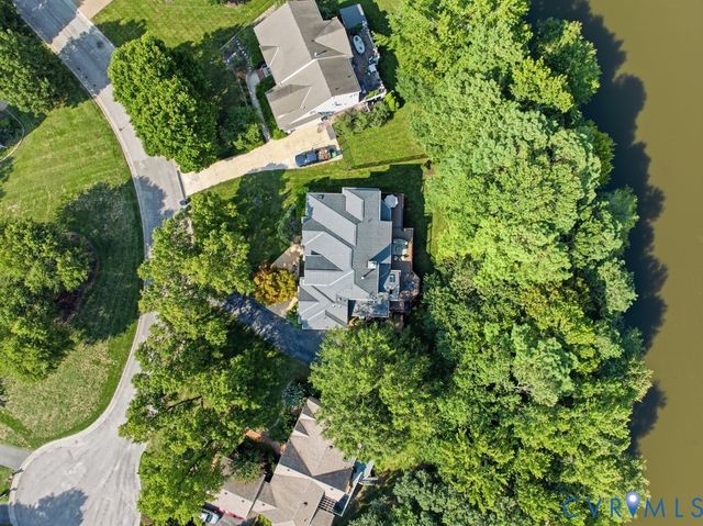 8809 Merseyside Ln, Chesterfield, VA 23832