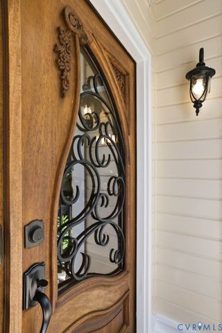 8809 Merseyside Ln, Chesterfield, VA 23832