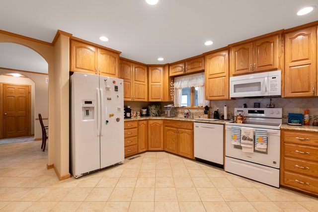 5200 W 103rd St S, Peck, KS 67120