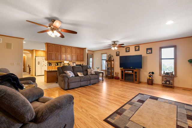 5200 W 103rd St S, Peck, KS 67120