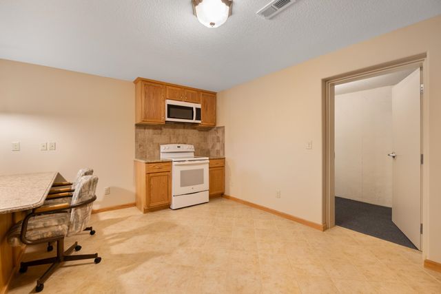 5200 W 103rd St S, Peck, KS 67120