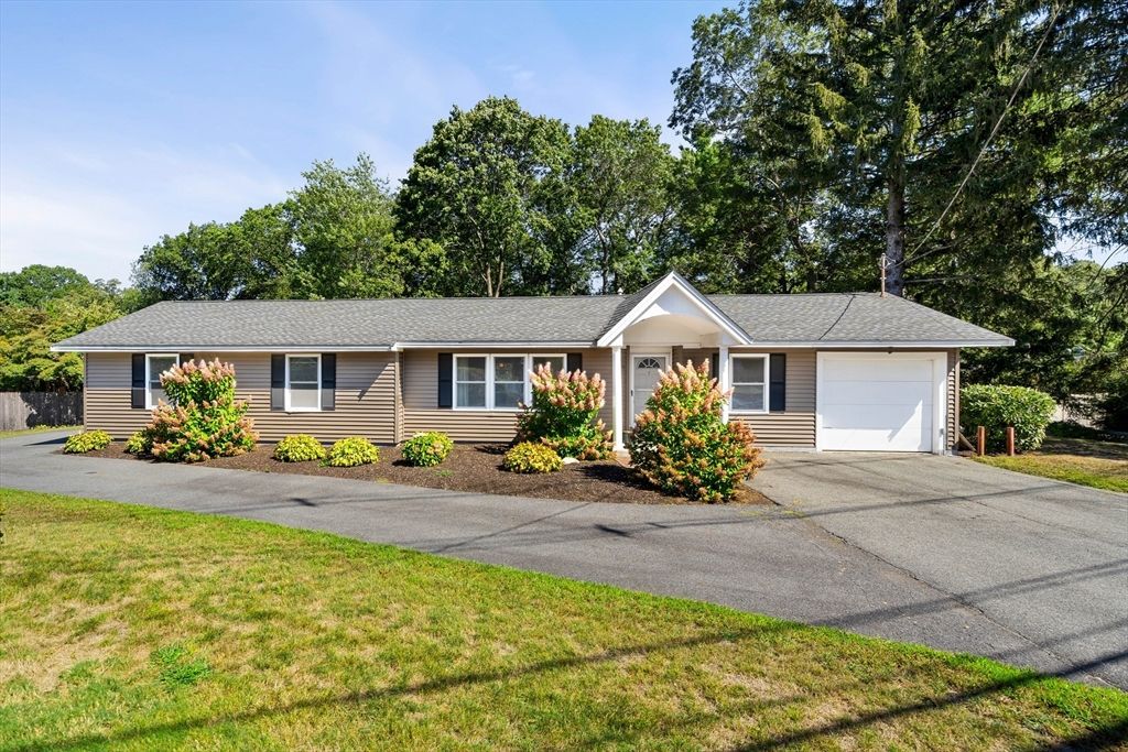 40 Randolph St, Canton, MA 02021
