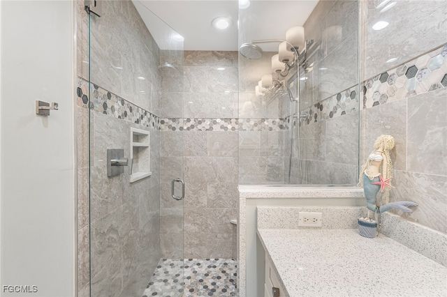 11056 Harbour Yacht CT 2, Fort Myers, FL 33908