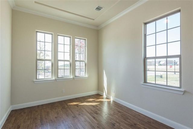 560 Thoroughbred Avenue, Frisco, TX 75036