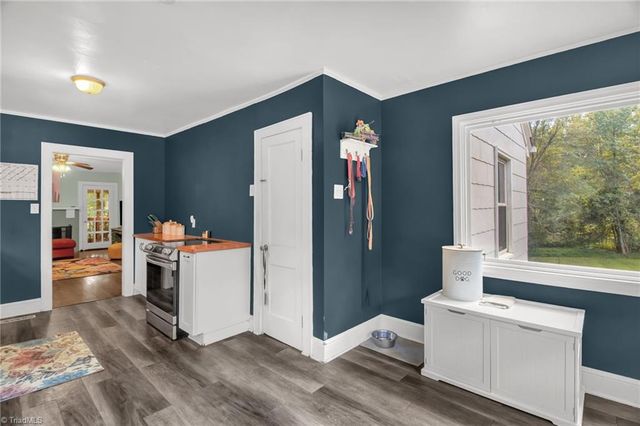 3644 Yadkinville Road, Winston-salem, NC 27106