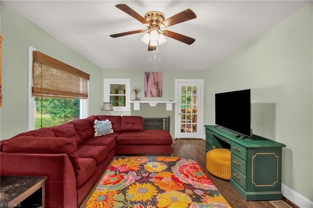 3644 Yadkinville Road, Winston-salem, NC 27106