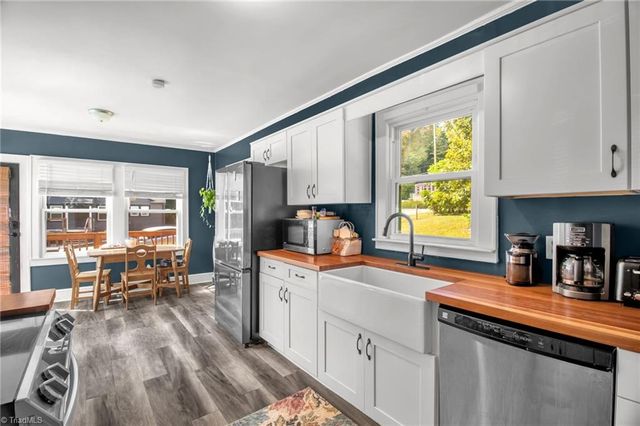 3644 Yadkinville Road, Winston-salem, NC 27106