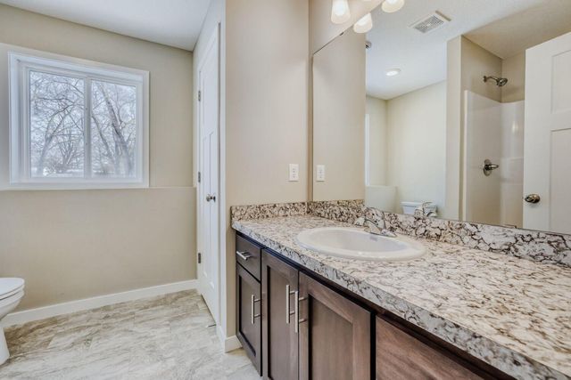 6110 Lakeland Avenue N, Crystal, MN 55428