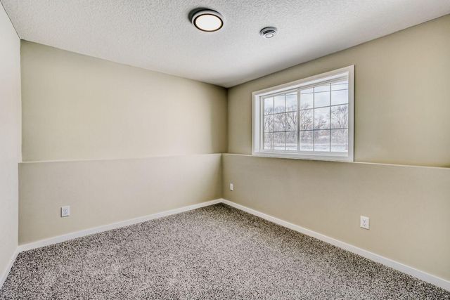 6110 Lakeland Avenue N, Crystal, MN 55428