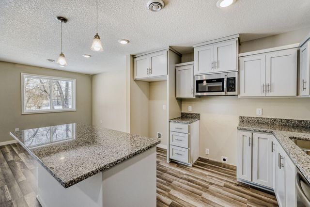 6110 Lakeland Avenue N, Crystal, MN 55428