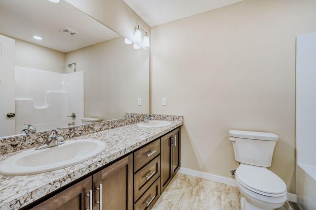 6110 Lakeland Avenue N, Crystal, MN 55428