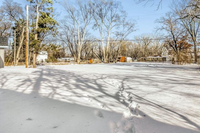 6110 Lakeland Avenue N, Crystal, MN 55428