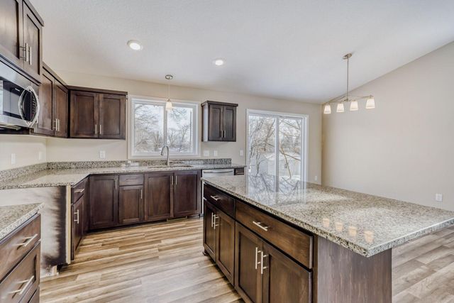 6110 Lakeland Avenue N, Crystal, MN 55428