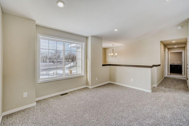 6110 Lakeland Avenue N, Crystal, MN 55428