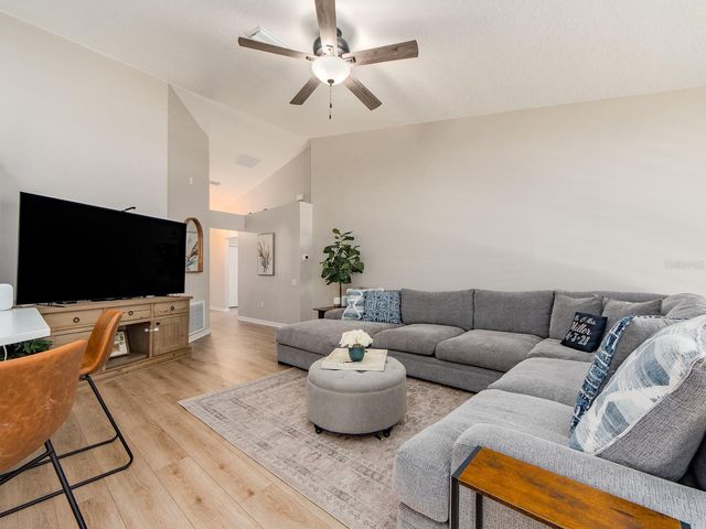 1700 BLUE LAKE COURT, Tarpon Springs, FL 34689