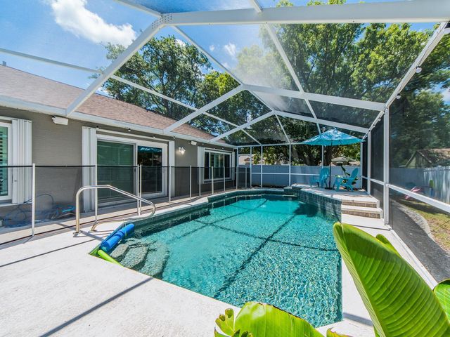 1700 BLUE LAKE COURT, Tarpon Springs, FL 34689