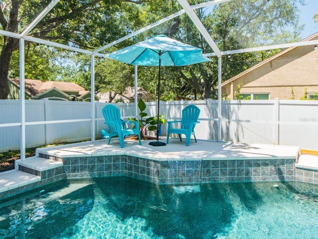 1700 BLUE LAKE COURT, Tarpon Springs, FL 34689