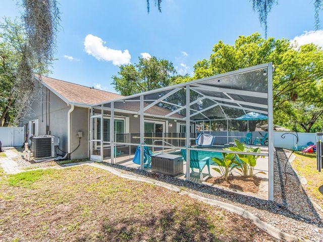 1700 BLUE LAKE COURT, Tarpon Springs, FL 34689