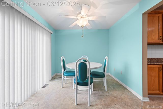 48578 Edgemont Court, Shelby Charter Township, MI 48315