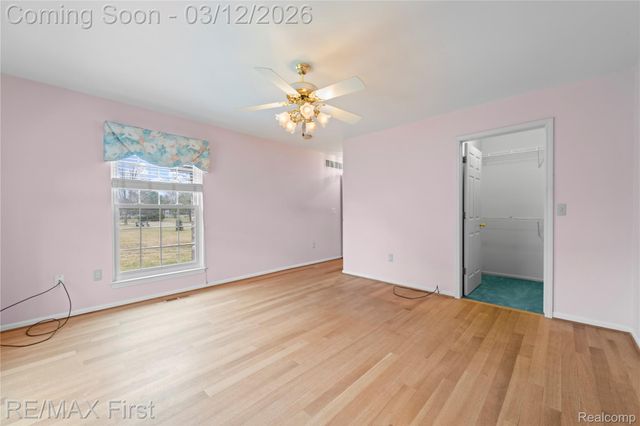 48578 Edgemont Court, Shelby Charter Township, MI 48315