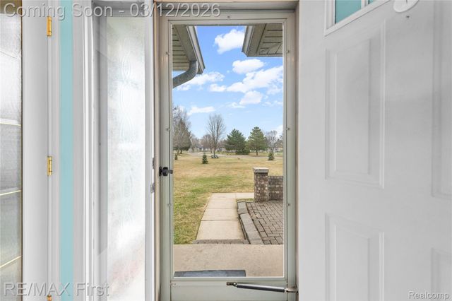 48578 Edgemont Court, Shelby Charter Township, MI 48315