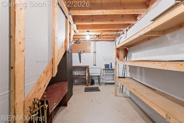 48578 Edgemont Court, Shelby Charter Township, MI 48315