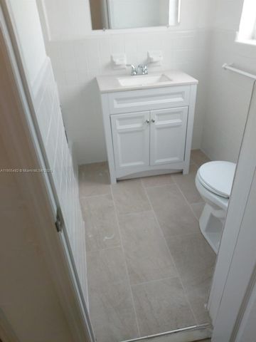 7155 Rue Notre Dame, Miami Beach, FL 33141