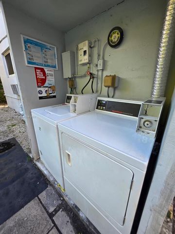 7155 Rue Notre Dame, Miami Beach, FL 33141