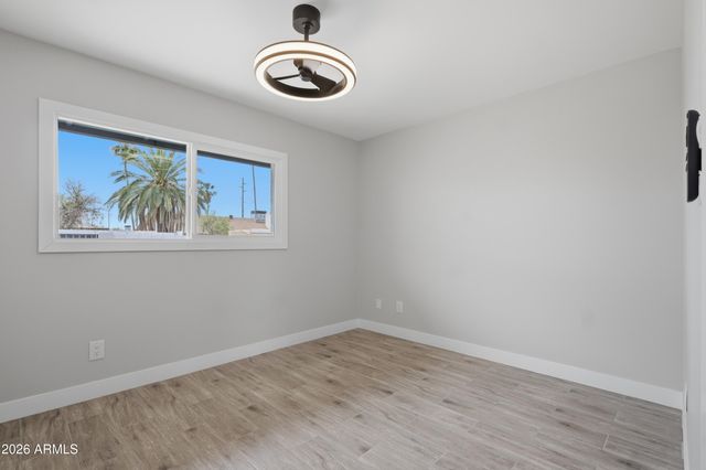 3453 W HEARN Road, Phoenix, AZ 85053