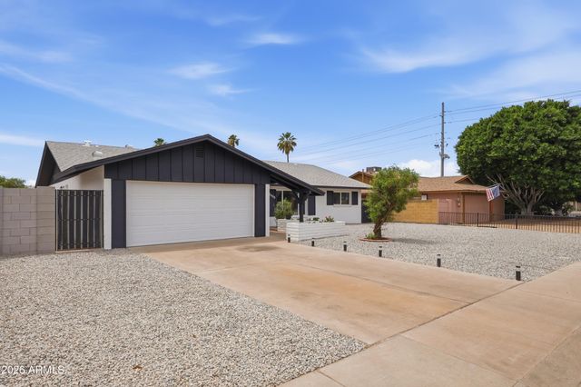3453 W HEARN Road, Phoenix, AZ 85053