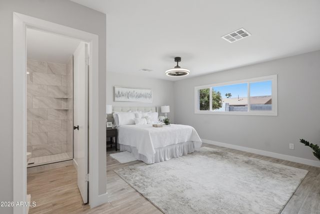 3453 W HEARN Road, Phoenix, AZ 85053